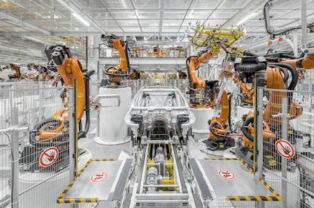 加速轉(zhuǎn)型，重塑未來(lái) 寶馬集團(tuán)電動(dòng)化戰(zhàn)略取得關(guān)鍵進(jìn)展